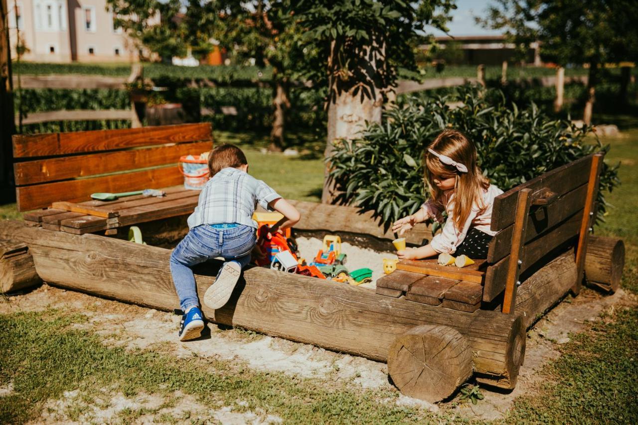 Treehouse Drevesna Hiska Strkovo Gnezdo Ranc Jures Ljutomer Exterior foto